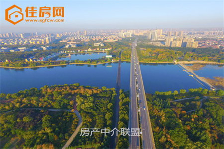 西城名苑2室2厅1卫63万77m2中装出售